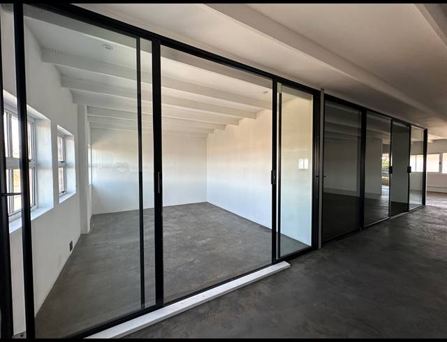 291M² OFFICE TO LET IN HIGHVELD BUSINESS PARK